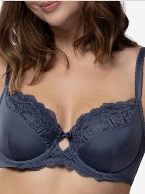 Dorina Women's Celine Non Padded Lace Underwire Bra - Gray US 44C NWT.